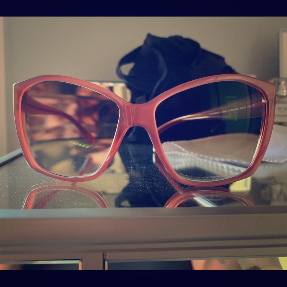 CHANEL Burgundy Sunglasses